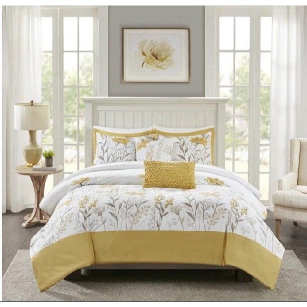 5 Pieces FULL/QUEEN Harbor House Meadow 5 Piece Cotton Comforter Set
